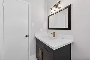 3138 Country Club Blvd, Stafford, TX 77477 - Photo 37