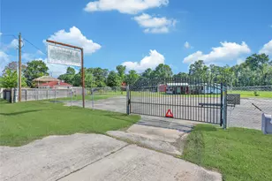 20127 Fm 1485 Rd, New Caney, TX 77357 - Photo 1
