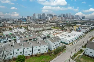 2136 Dennis St, Houston, TX 77004 - Photo 9