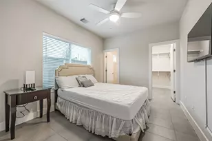 2136 Dennis St, Houston, TX 77004 - Photo 35