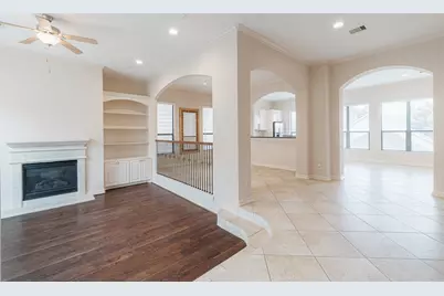 11207 Tramonto Drive, Houston, TX 77042 - Photo 29