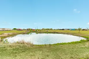 1886 County Rd 212, Angleton, TX 77515 - Photo 25