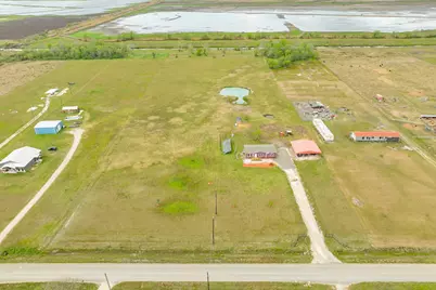 1886 County Road 212, Angleton, TX 77515 - Photo 35