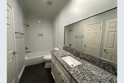 6835 Staffordshire Street, Houston, TX 77030 - Photo 17