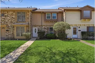 1512 S 8th Street, La Porte, TX 77571 - Photo 1