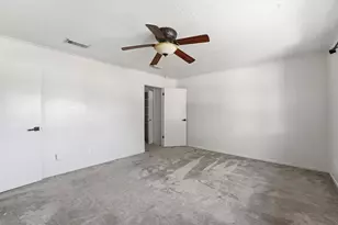 1512 S 8th St, La Porte, TX 77571 - Photo 23