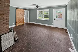 9023 Springview Ln, Houston, TX 77080 - Photo 15