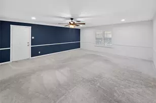 9023 Springview Ln, Houston, TX 77080 - Photo 7