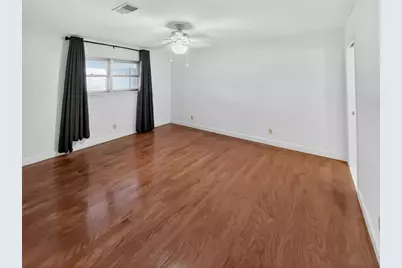 9023 Springview Lane, Houston, TX 77080 - Photo 21