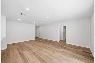 13703 Fernhill Drive, Sugar Land, TX 77498 - Photo 11