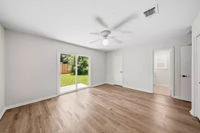 13703 Fernhill Drive, Sugar Land, TX 77498 - Photo 15