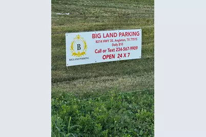 8214 Tx  35, Angleton, TX 77515 - Photo 1