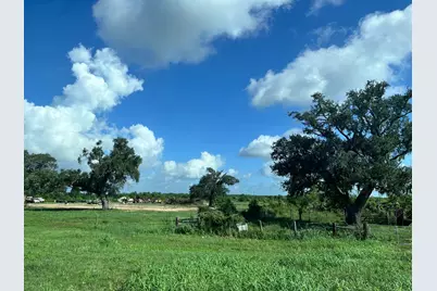 8214 Tx  35, Angleton, TX 77515 - Photo 7