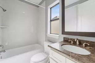 634 Nagle St, Houston, TX 77003 - Photo 25
