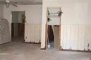 8437 Carolwood Dr, Houston, TX 77028 - Photo 3