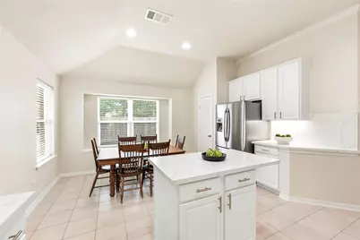 4039 Dell Lane, Missouri City, TX 77459 - Photo 9