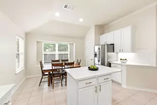 4039 Dell Ln, Missouri City, TX 77459 - Photo 9