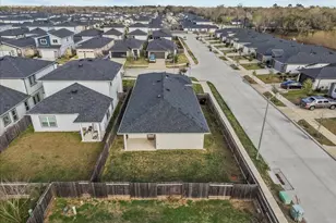 12820 Harlesden Ln, Houston, TX 77047 - Photo 33