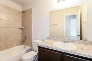 2646 Lina Dr, Conroe, TX 77301 - Photo 11