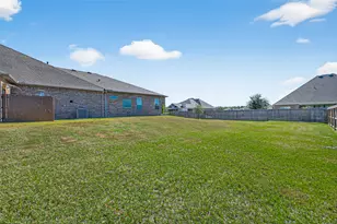 6014 Henry Hamlet Dr, Conroe, TX 77304 - Photo 35