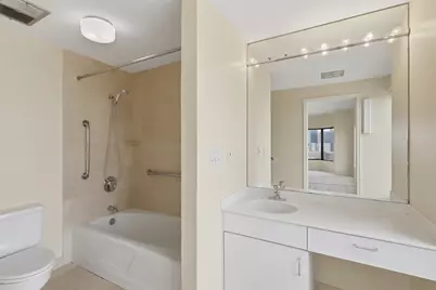2001 Holcombe Boulevard #1501, Houston, TX 77030 - Photo 15