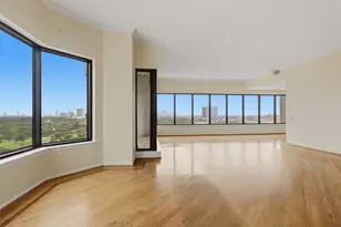 2001 Holcombe Blvd, Houston, TX 77030 - Photo 9
