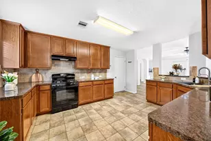 2719 Halcyon Time Trail, Houston, TX 77045 - Photo 15