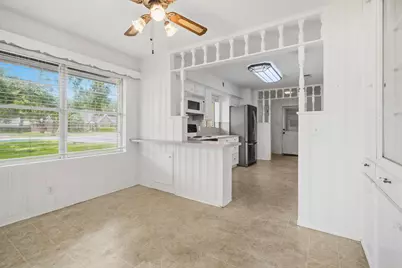 412 W Duncan Street, Alvin, TX 77511 - Photo 9