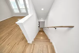 2719 Clinton Dr, Houston, TX 77020 - Photo 29