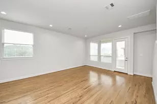 2719 Clinton Dr, Houston, TX 77020 - Photo 21