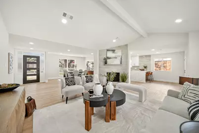 10622 Bordley Drive, Houston, TX 77042 - Photo 9