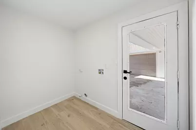 10622 Bordley Drive, Houston, TX 77042 - Photo 19