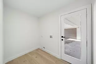 10622 Bordley Dr, Houston, TX 77042 - Photo 19