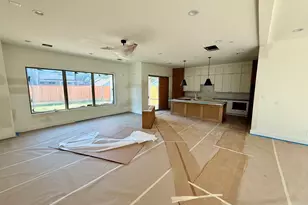 920 E 25th St, Houston, TX 77009 - Photo 5