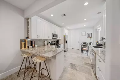 656 N Eldridge Parkway, Houston, TX 77079 - Photo 9