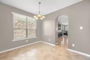 1302 S Maple Dr, Katy, TX 77493 - Photo 5