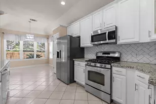8103 Sports Haven Dr, Humble, TX 77346 - Photo 9