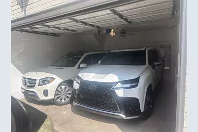 7347 Regency Square Court #7347, Houston, TX 77036 - Photo 9