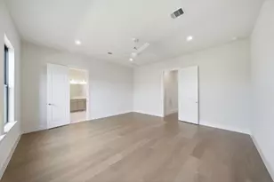 8707 Padua Ln, Houston, TX 77055 - Photo 35