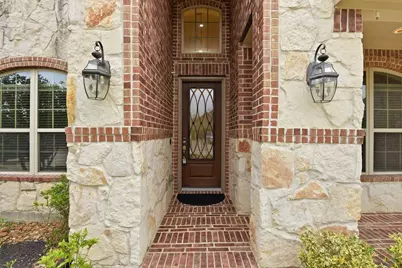 18915 Hilltop Valley Drive, Cypress, TX 77429 - Photo 5