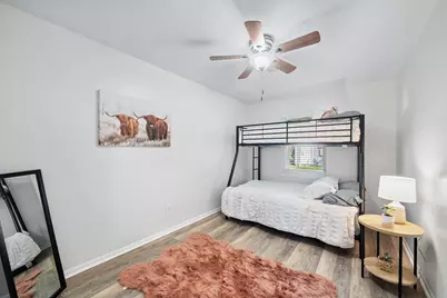 3330 Avenue O 1/2, Galveston, TX 77550 - Photo 11