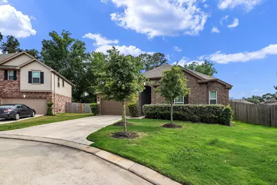 1810 Daly Way, Conroe, TX 77304 - Photo 3