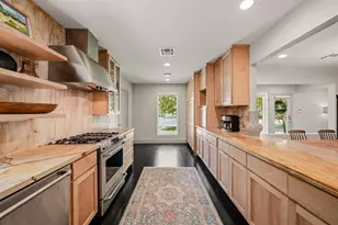 4374 Harvest Ln, Houston, TX 77004 - Photo 23