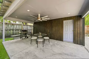4374 Harvest Ln, Houston, TX 77004 - Photo 41