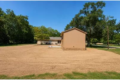 3811 Cedar Street, Damon, TX 77430 - Photo 31