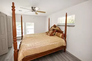 3811 Cedar St, Damon, TX 77430 - Photo 15