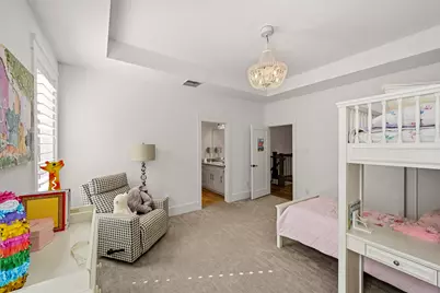1554 Sue Barnett Drive, Houston, TX 77018 - Photo 39