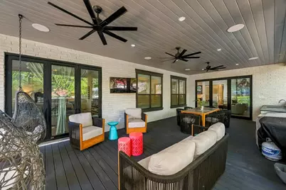 1554 Sue Barnett Drive, Houston, TX 77018 - Photo 29