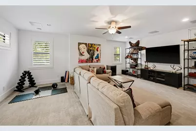 1554 Sue Barnett Drive, Houston, TX 77018 - Photo 45
