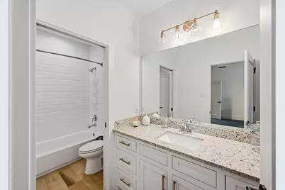 1554 Sue Barnett Drive, Houston, TX 77018 - Photo 37